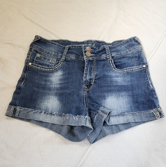 Wallflower Size 9 Denim Blue Women's Shorts - Picture 1 of 8